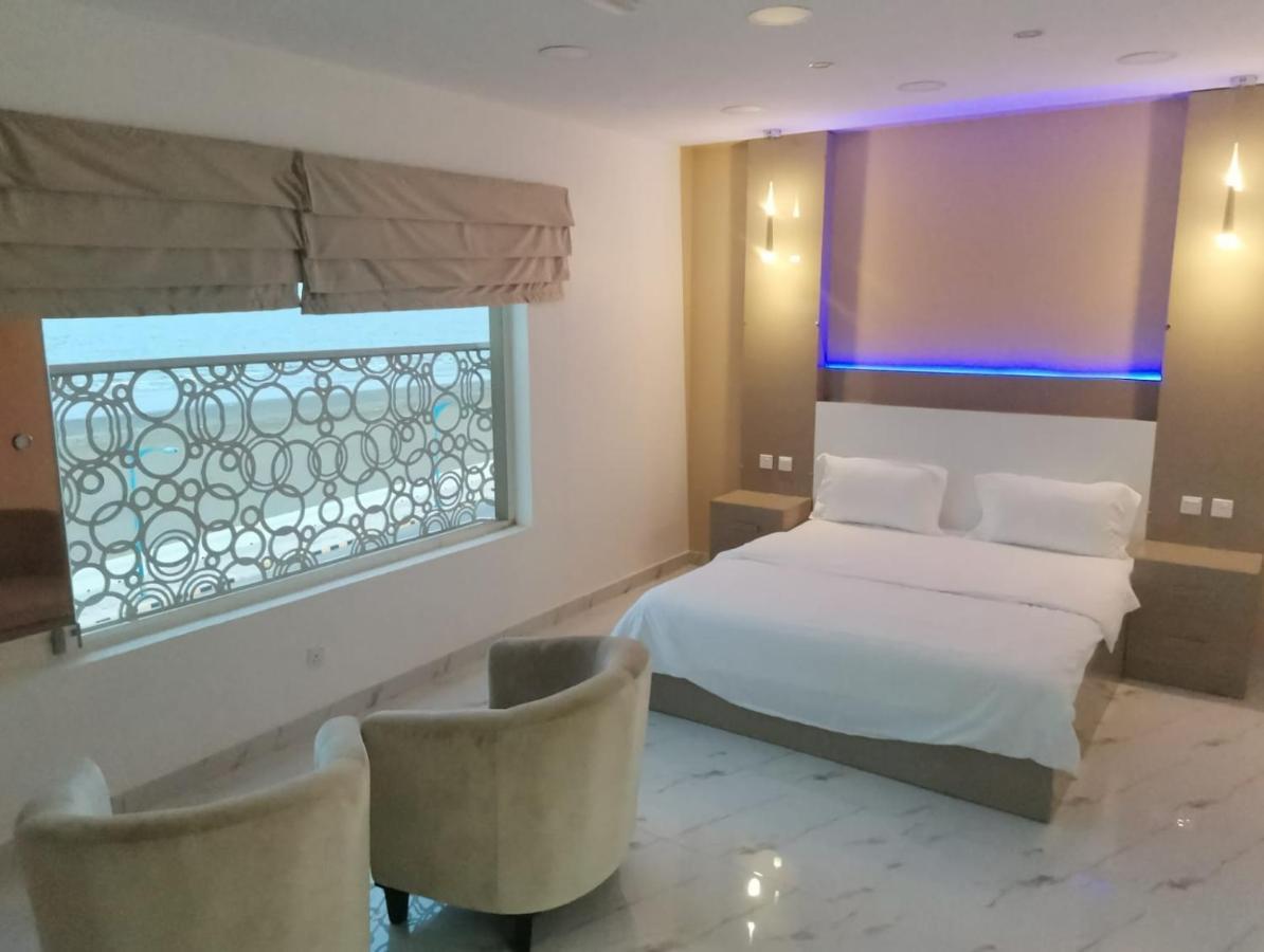 Marina H Sohar Exterior foto
